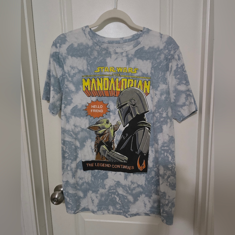 Old Navy Star Wars Mandalorian Womens Graphic T-Shirt